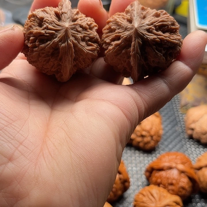 把件桃核全品137边43肚43
