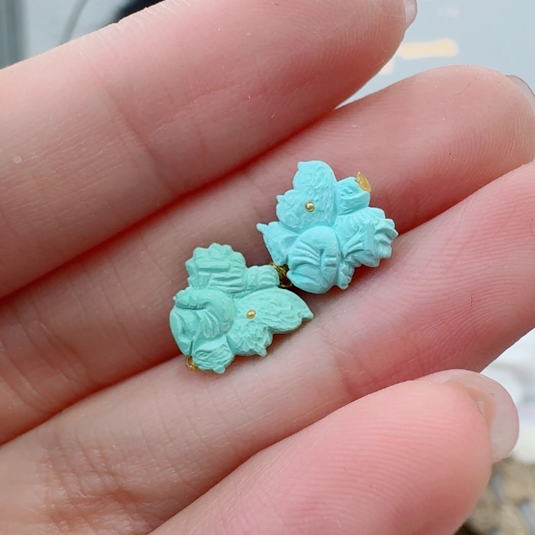 绿松石未镶嵌珠宝奇石