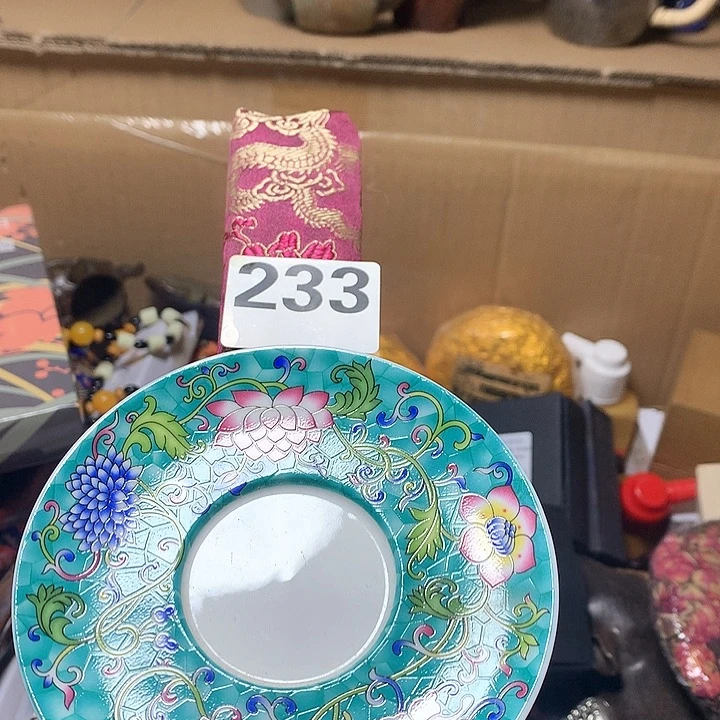 瓷器哭啊哭哭哭哭了咯