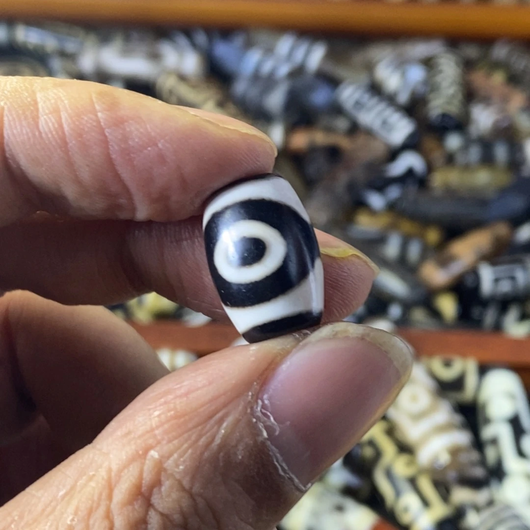 玛瑙/玉髓颈饰未镶嵌板**?