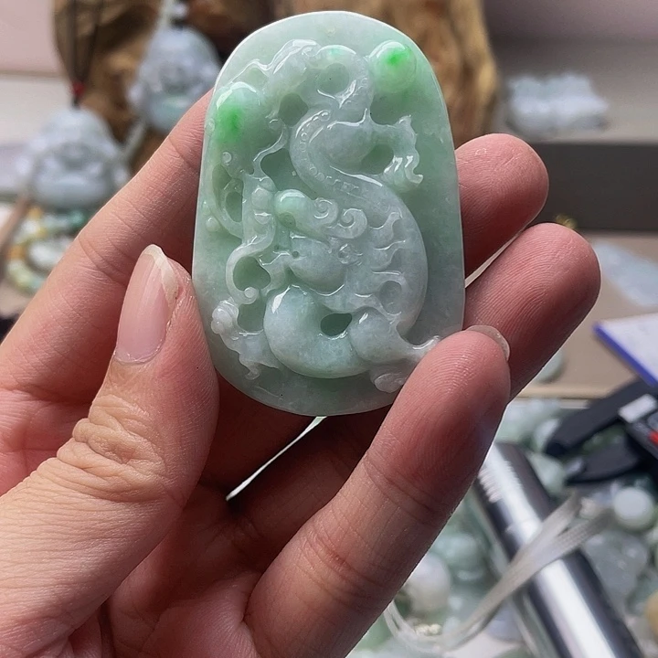 翡翠未镶嵌挂件翡翠