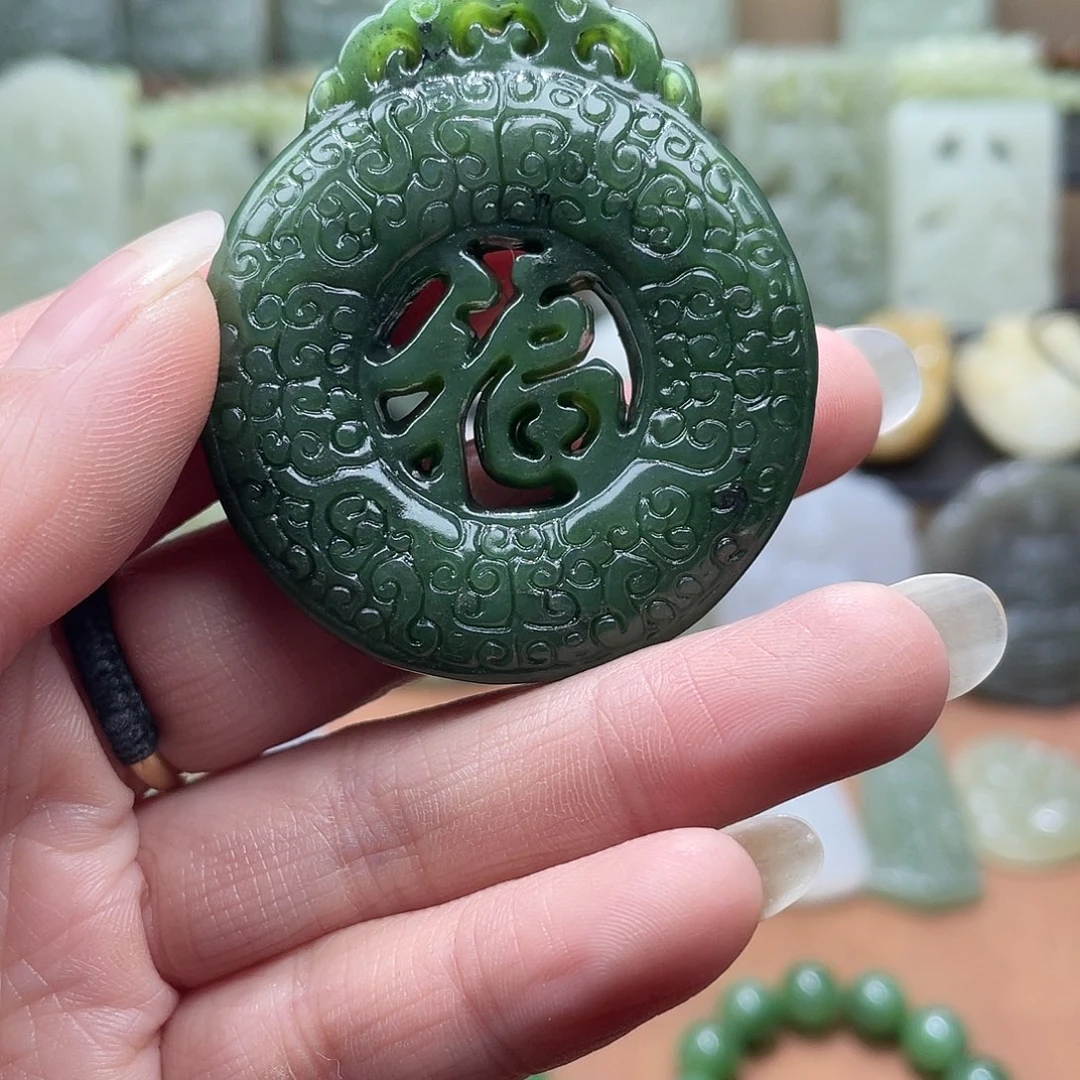 和田玉未镶嵌项圈