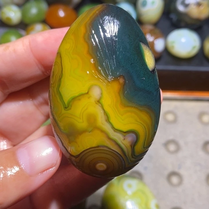玛瑙/玉髓未镶嵌珠宝半成品
