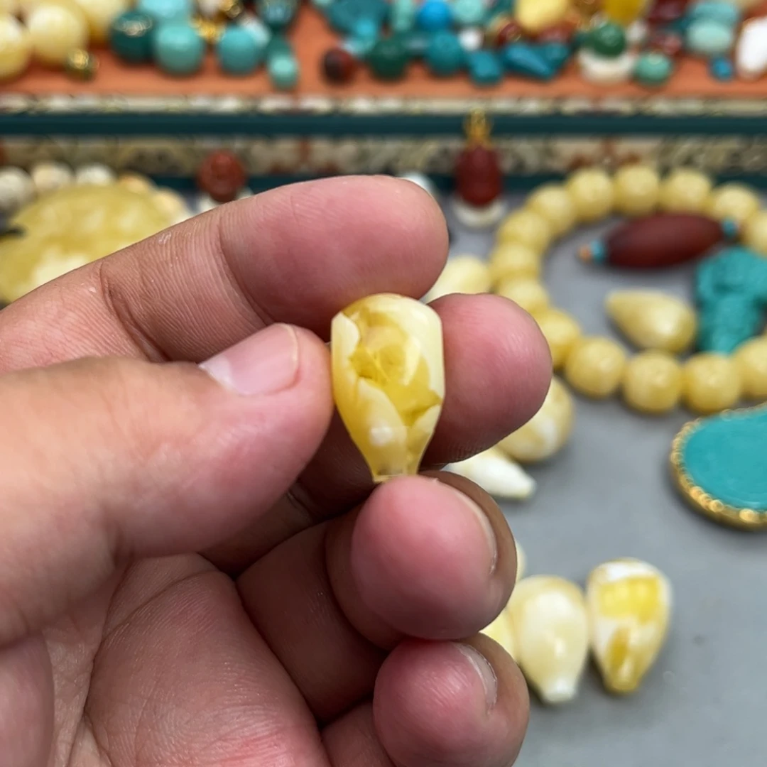 未镶嵌琥珀珠宝奇石?****?66