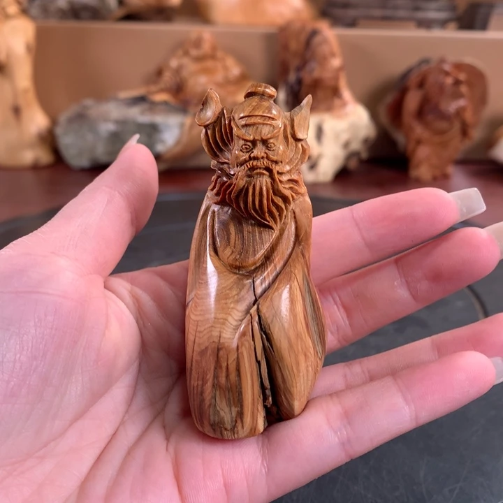柏木（崖柏）根雕摆件