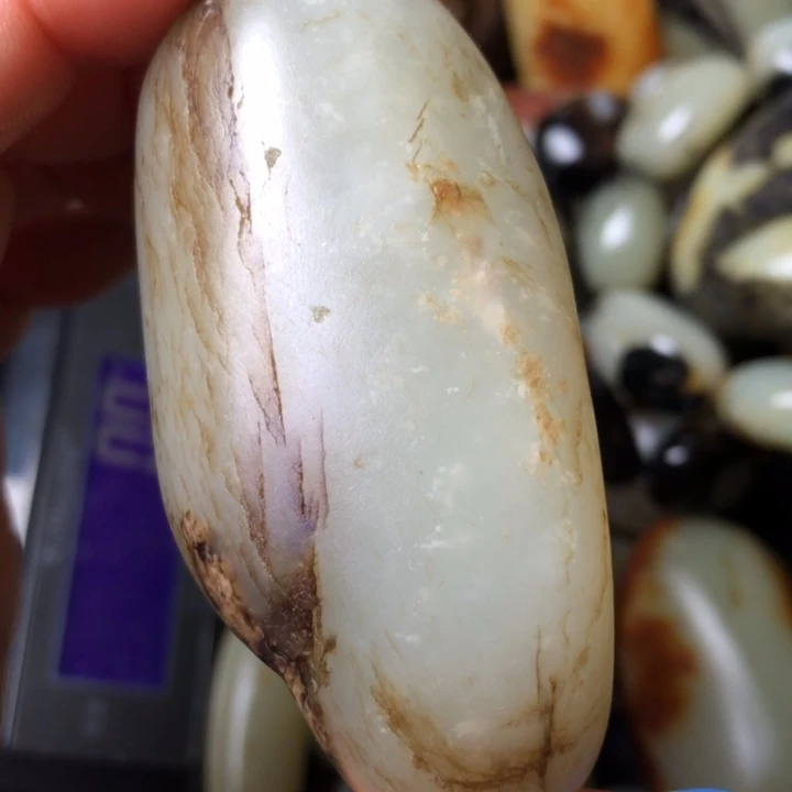 和田玉未镶嵌珠宝奇石