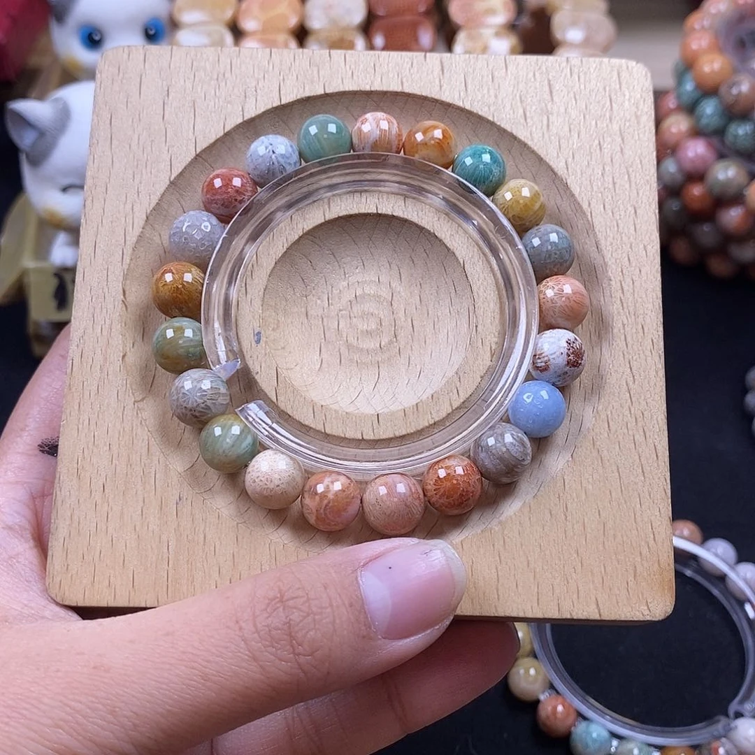 硅化珊瑚（珊瑚玉）手牌未镶嵌百*香