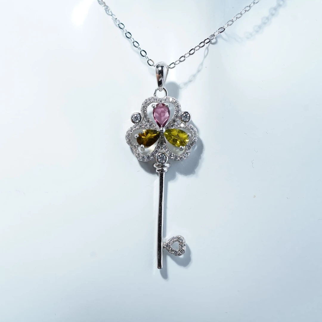 JSBXD0521-碧玺吊坠（40分左右*3颗）