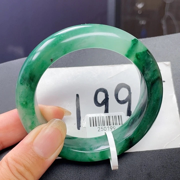 石英质玉手镯未镶嵌瑶55