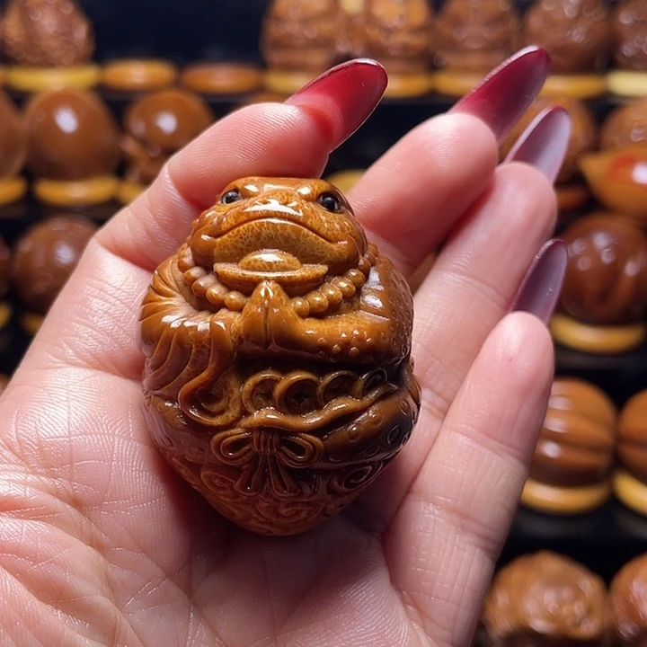 佳***星把件橄榄核橄榄雕刻