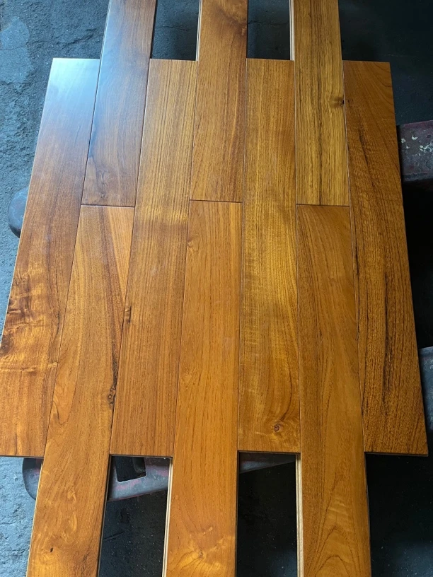 缅甸柚木纯实木地热锁扣原木地板家用环保