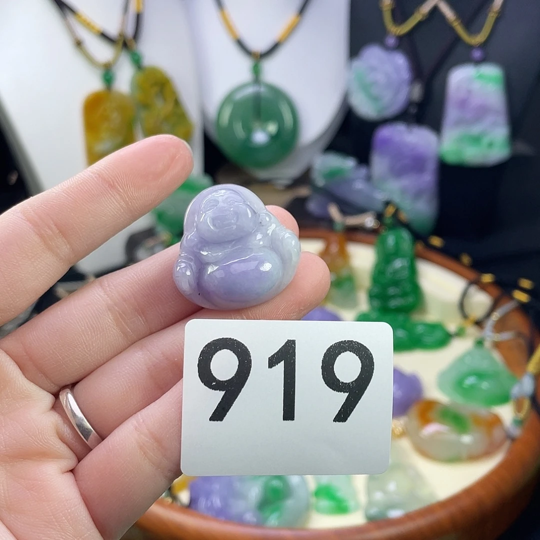 翡翠未镶嵌吊坠(赠链)