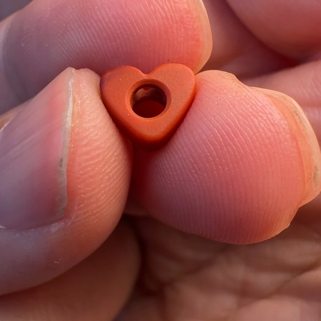 小***水南红玛瑙未镶嵌珠宝奇石