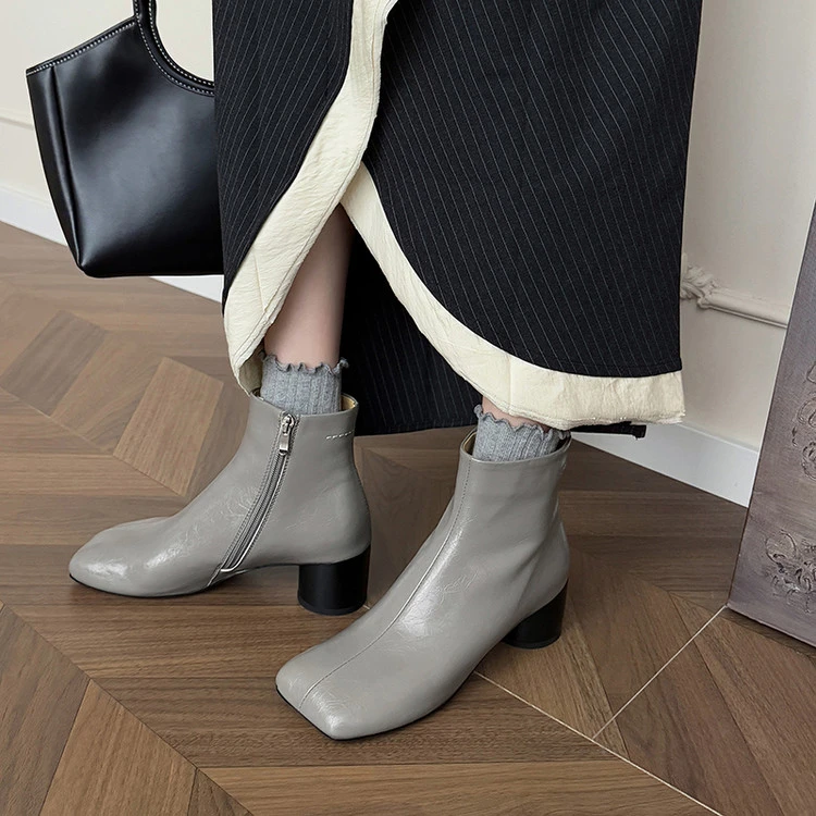 软牛皮~5.5cm秋冬新款法式气质款方头粗跟短靴高跟时尚灰色短筒