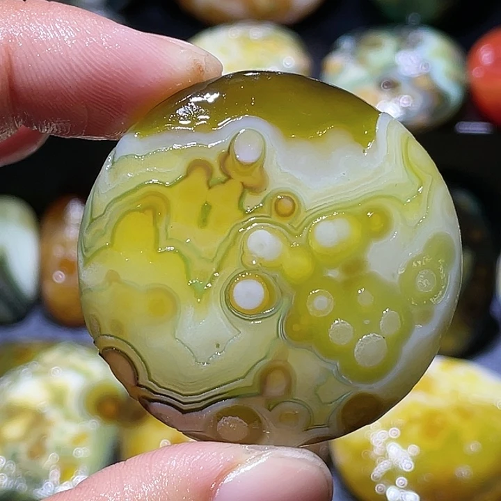 玛瑙/玉髓未镶嵌珠宝奇石