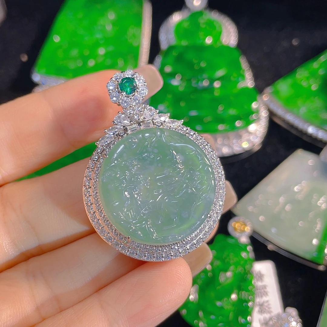 颈饰未镶嵌翡翠翡翠