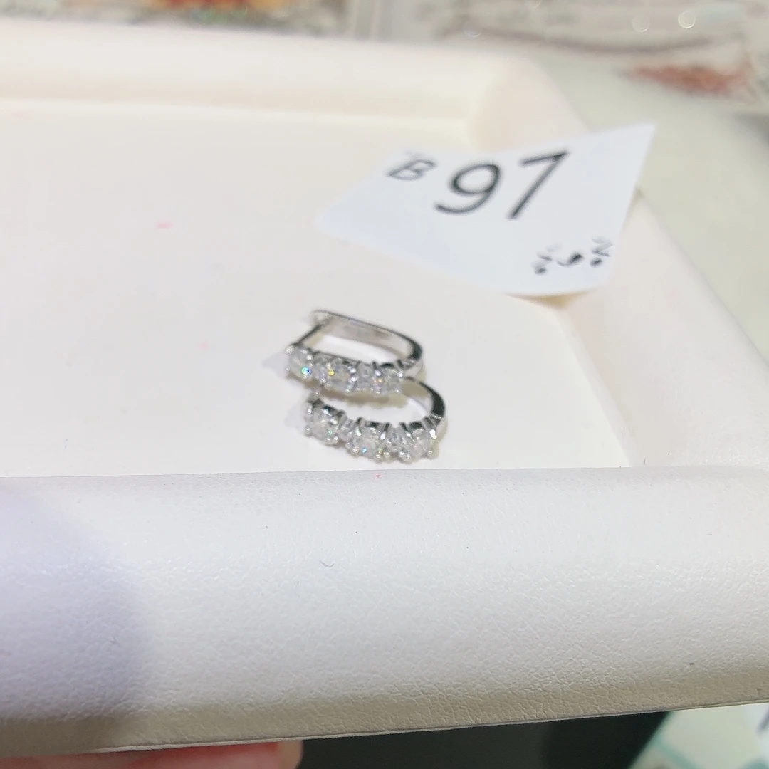 925银合成碳硅石b97