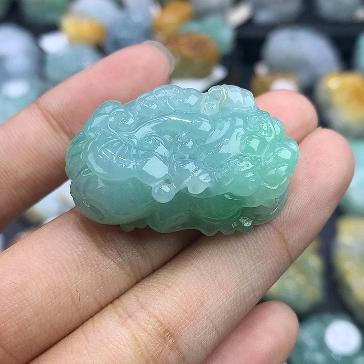 颈饰未镶嵌翡翠天然缅甸翡翠