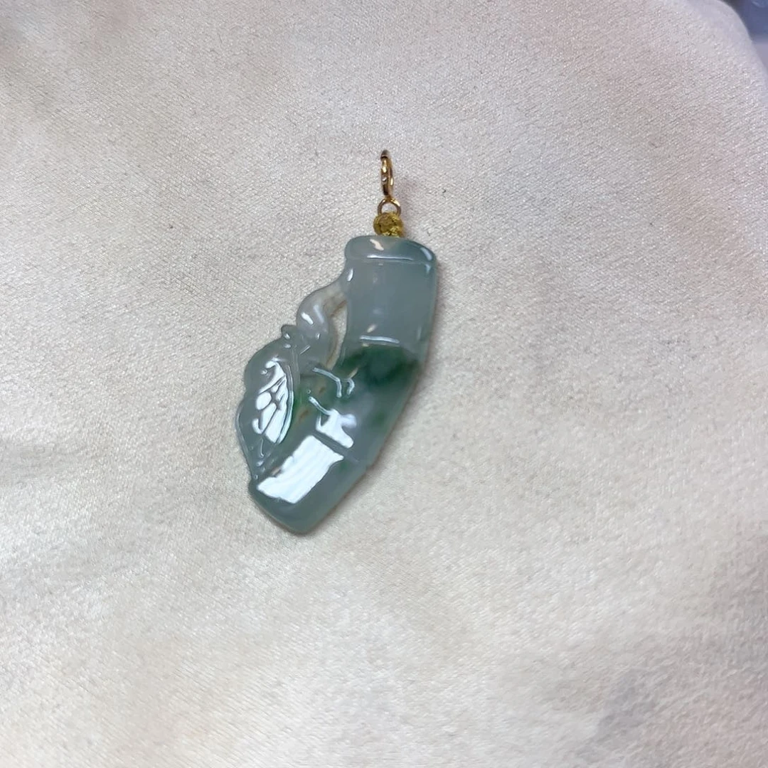 翡翠颈饰未镶嵌竹节