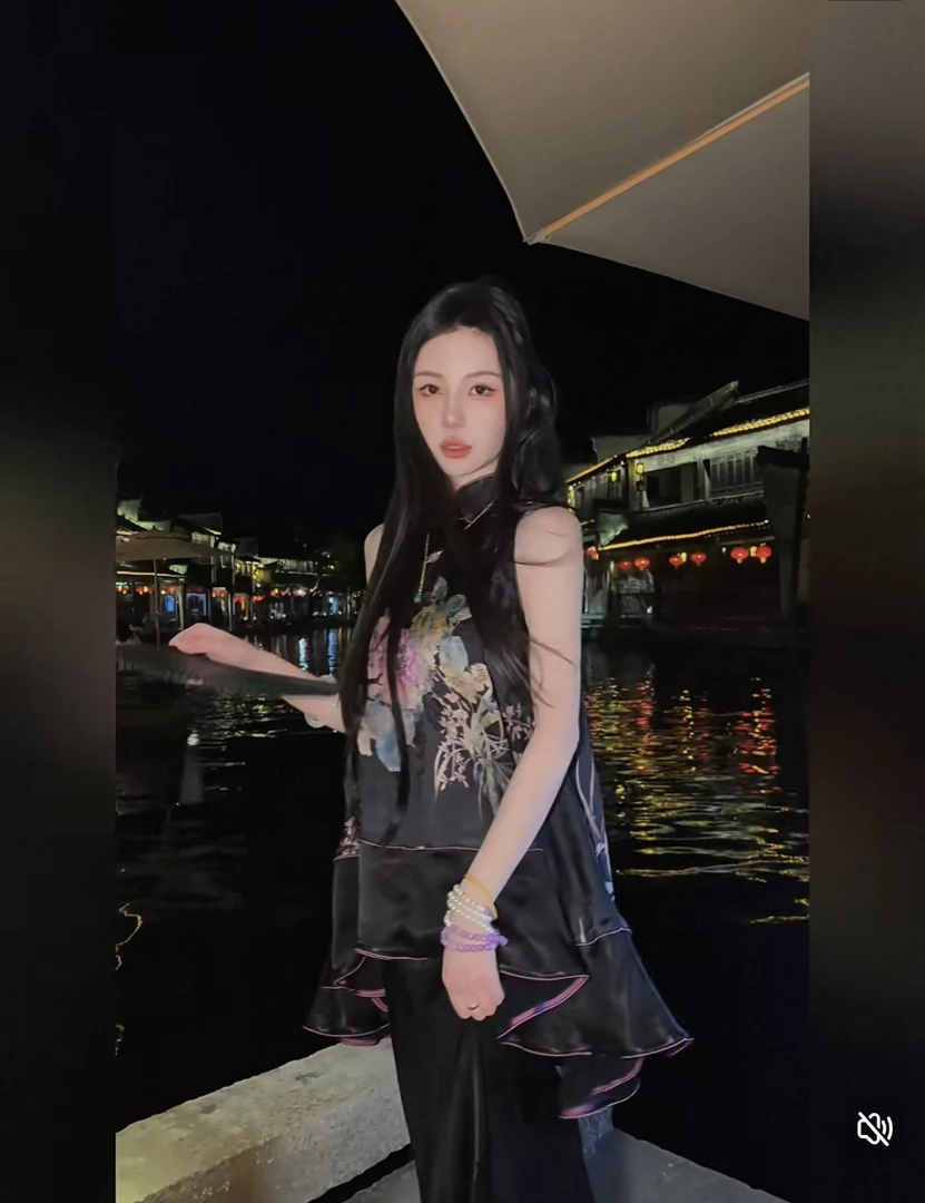 新中式黑色牡丹无袖上衣女夏2025新款国风重工提花