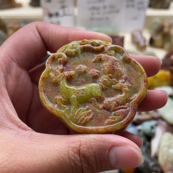 蛇纹石玉颈饰未镶嵌10