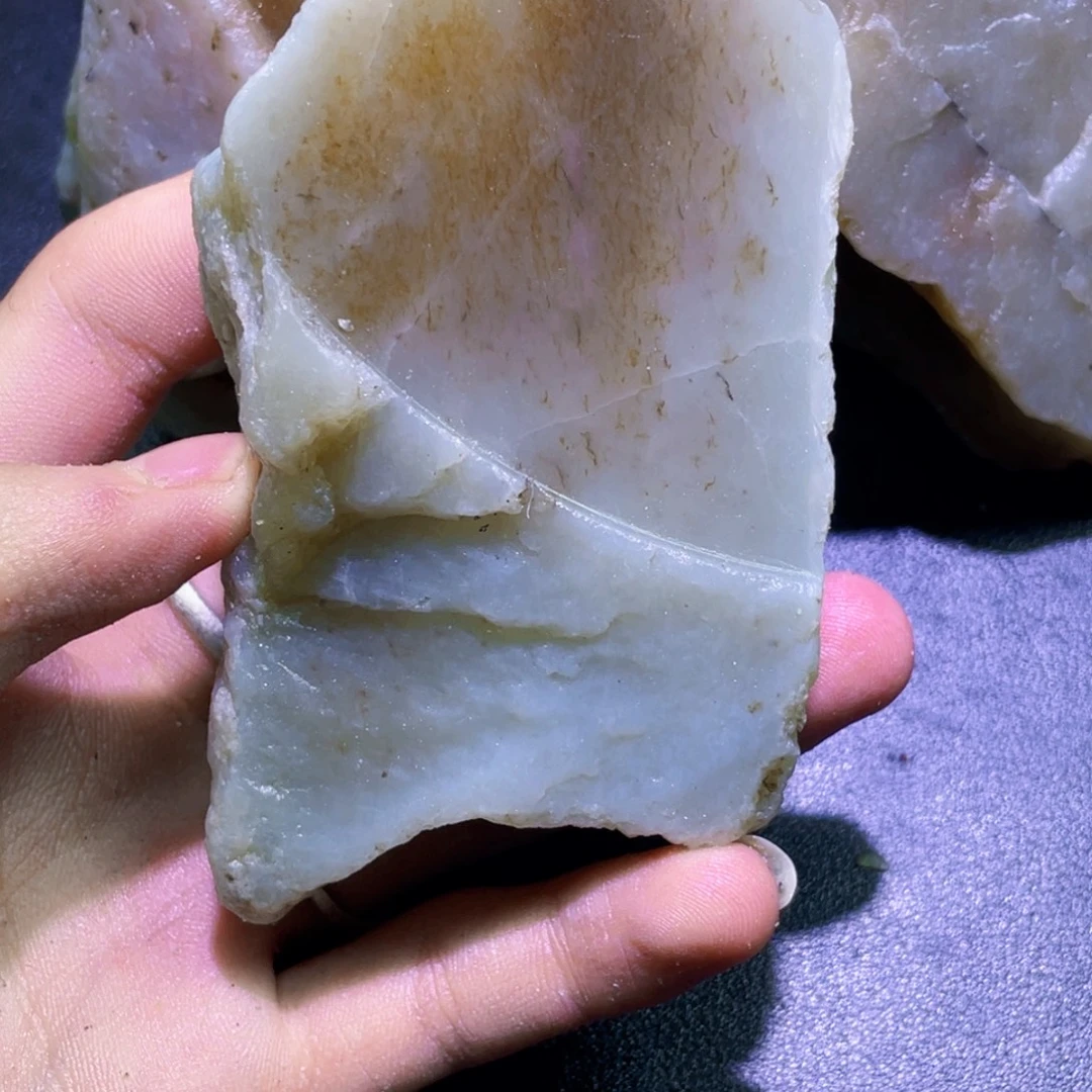 未镶嵌和田玉珠宝半成品