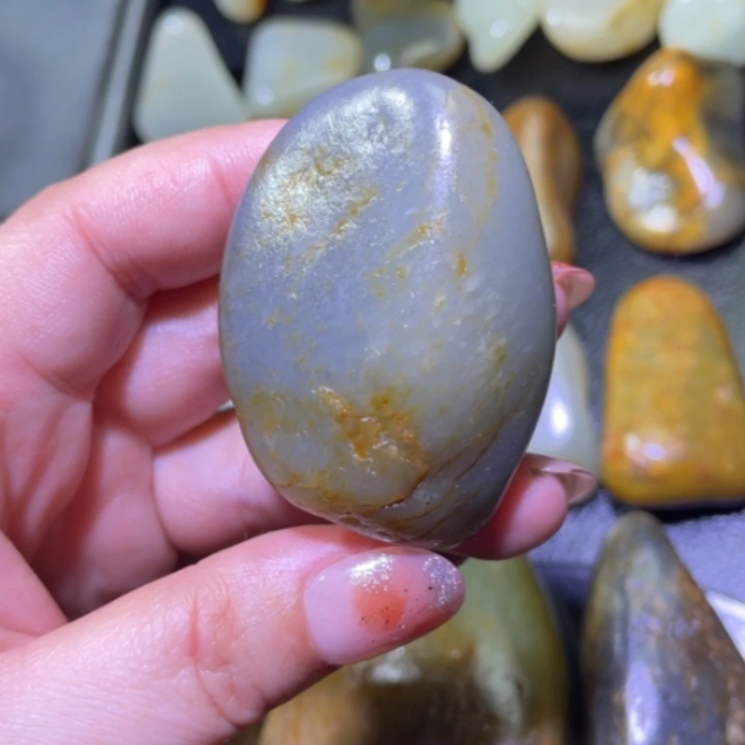 【闪购商品】颈饰未镶嵌和田玉名*