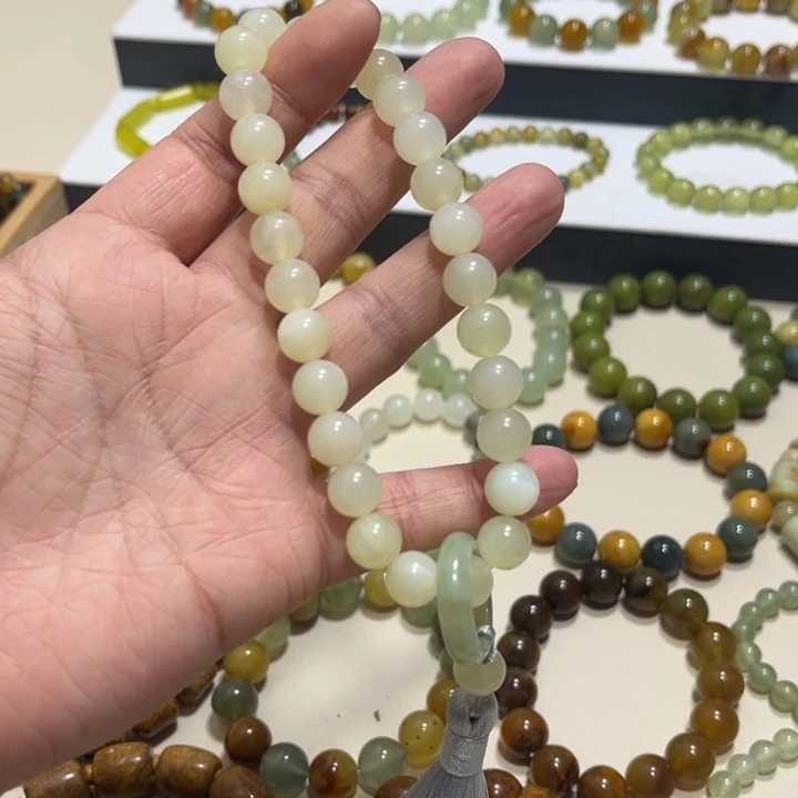 蛇纹石玉未镶嵌手链卡10