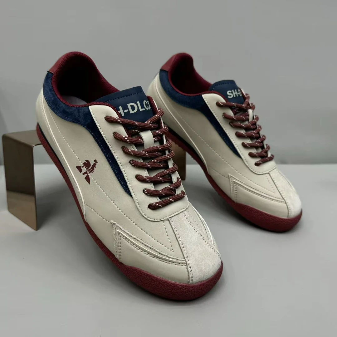 秋季男鞋时尚百搭轻质系带休闲板鞋经典潮鞋单鞋德训鞋