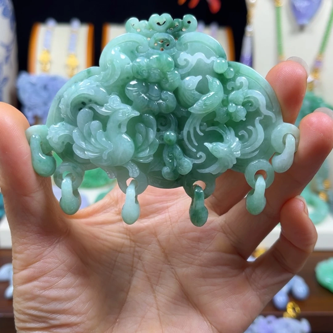 翡翠未镶嵌颈饰天然翡翠