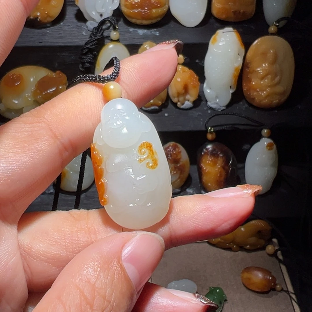 和田玉（糖玉）挂件未镶嵌一**寻