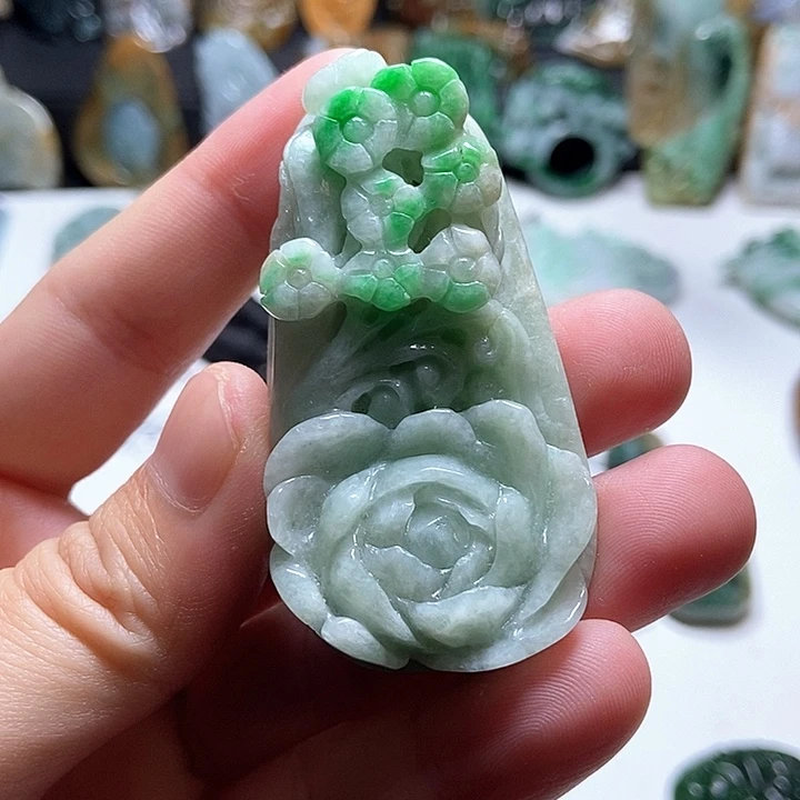 翡翠未镶嵌颈饰翡翠a货