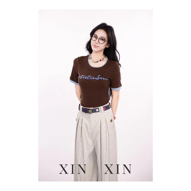 XIN XIN【一件出色】层次美学 撞色拼接艺术感字母印花T恤