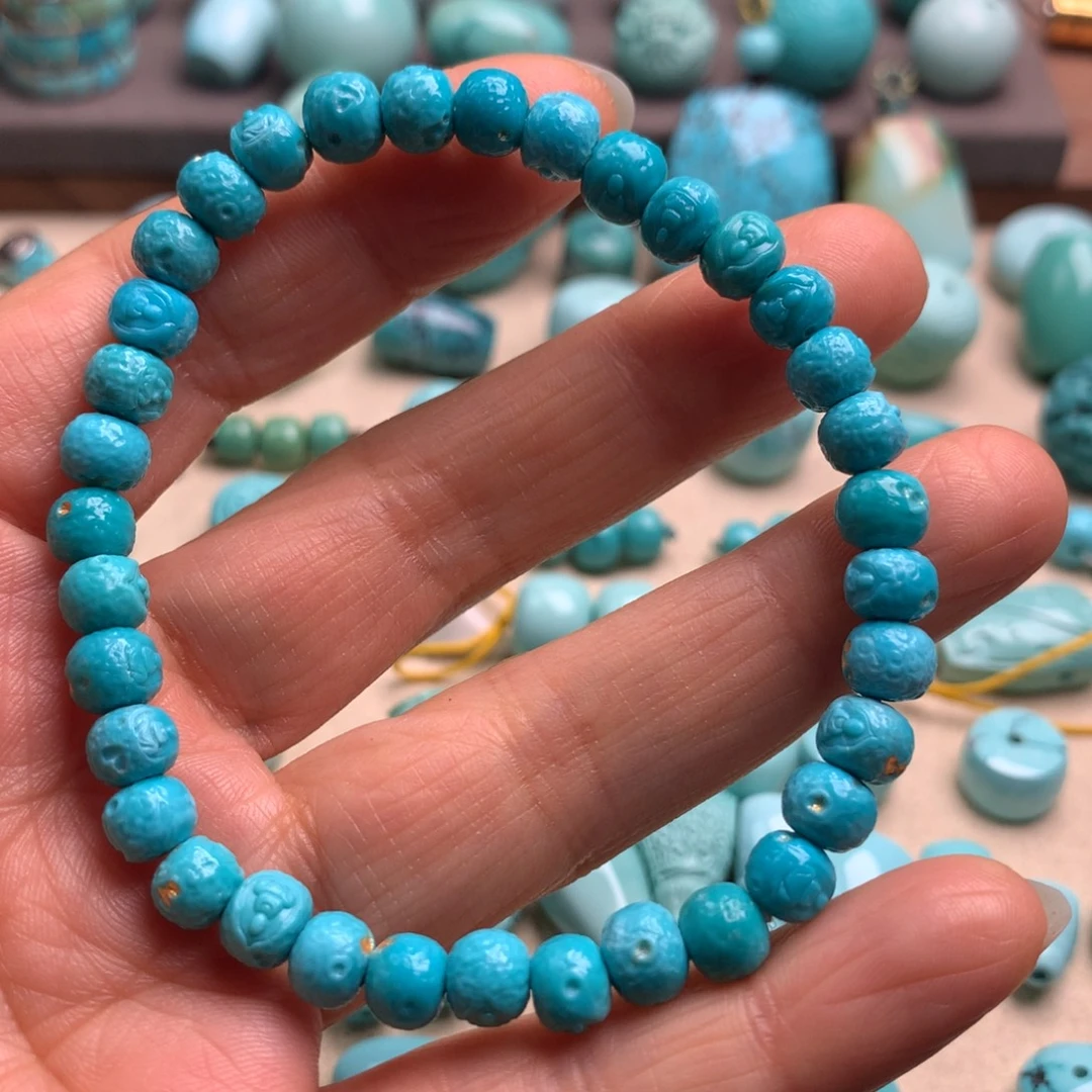 绿松石未镶嵌颈饰