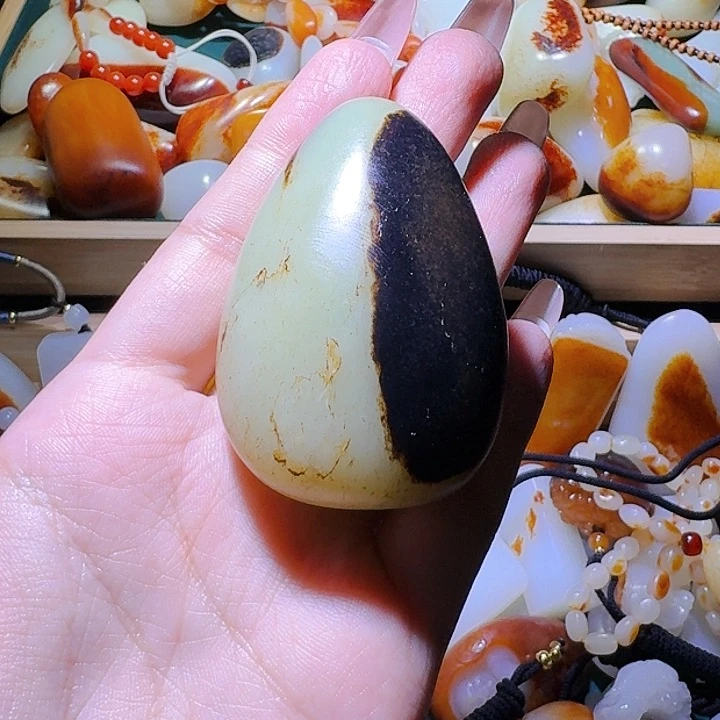 和田玉挂件未镶嵌天**久