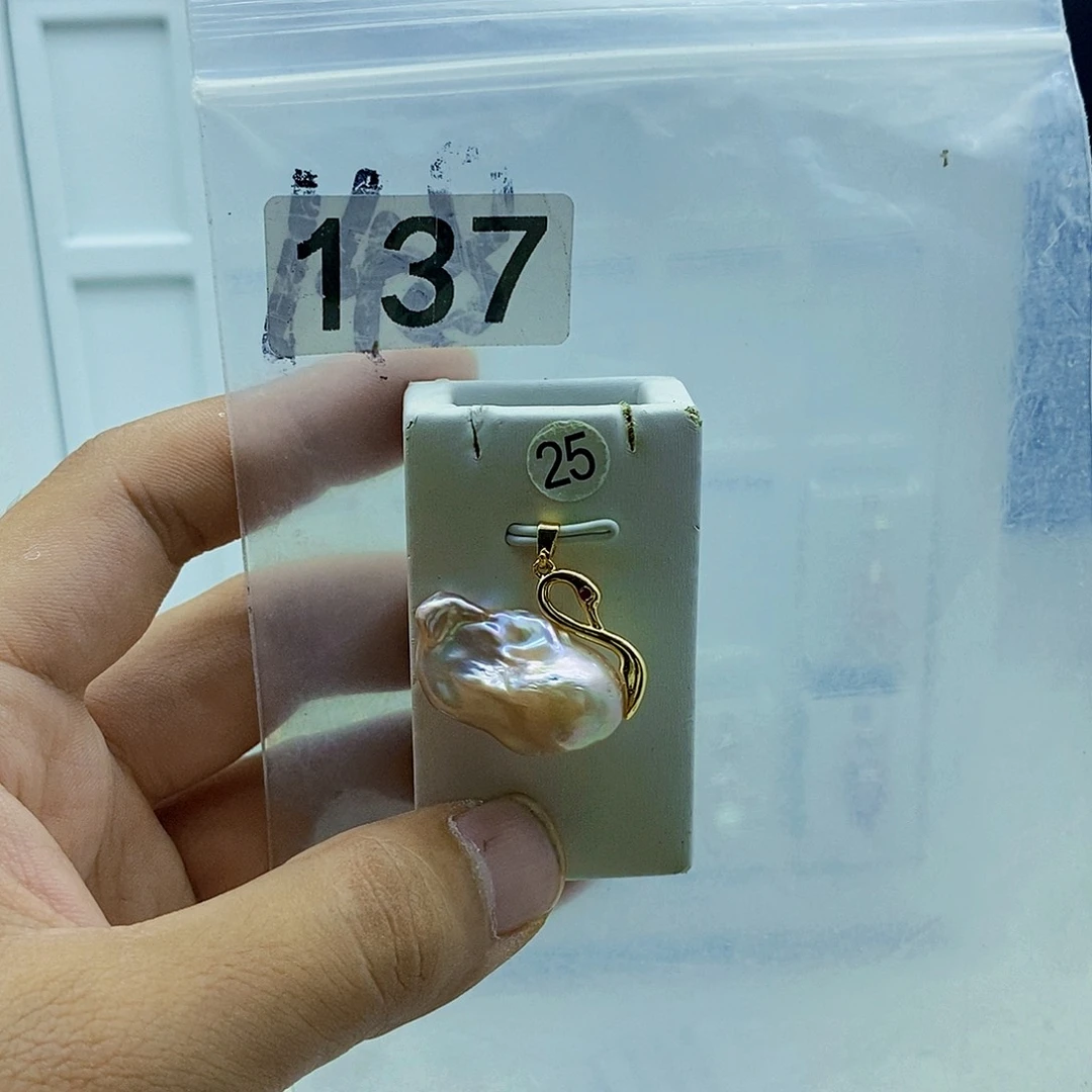 颈饰合金淡水珍珠
