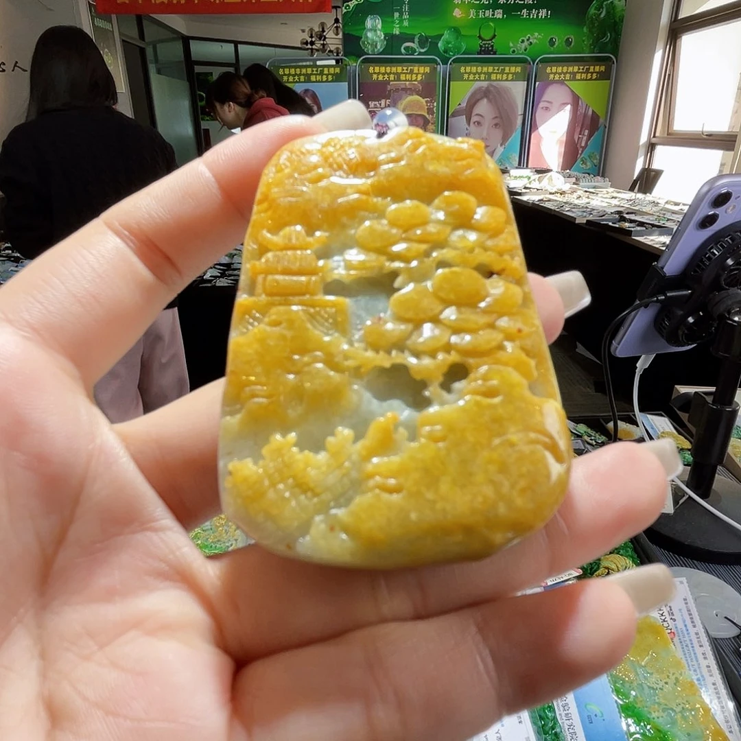 颈饰未镶嵌翡翠一