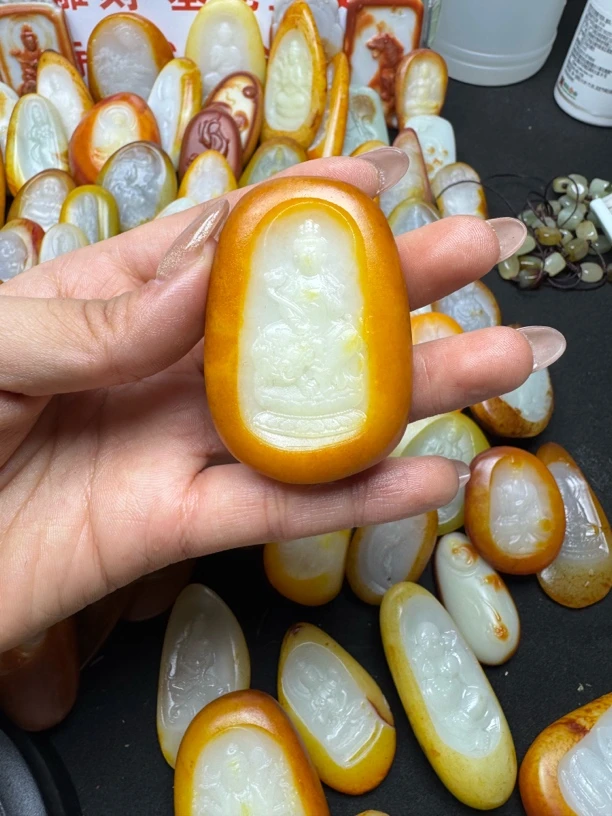 和田玉文殊观音吊坠