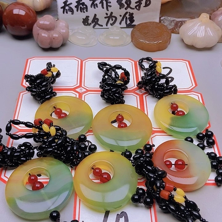 【闪购商品】未镶嵌玛瑙/玉髓珠宝半成品笑**生