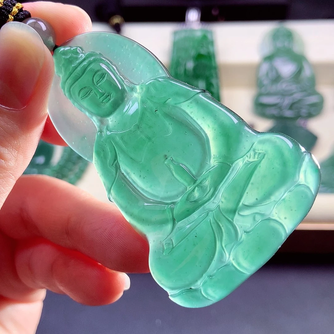 【闪购商品】颈饰未镶嵌翡翠天然