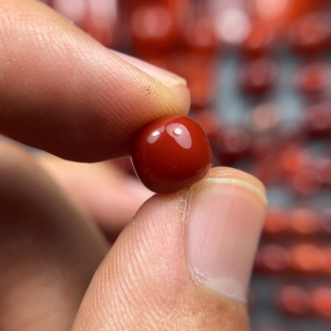 老***条南红玛瑙未镶嵌珠宝奇石尺寸9.2/8.4正锦红