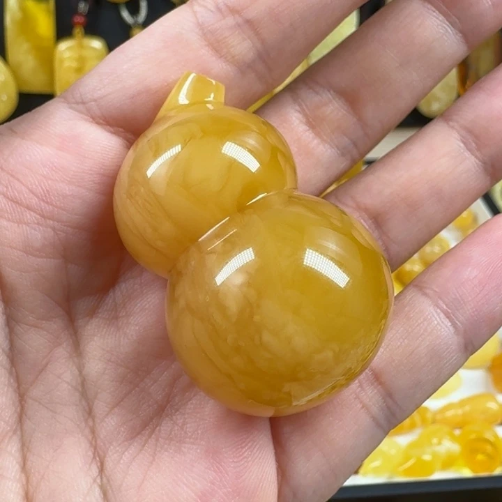 未镶嵌蜜蜡珠宝奇石