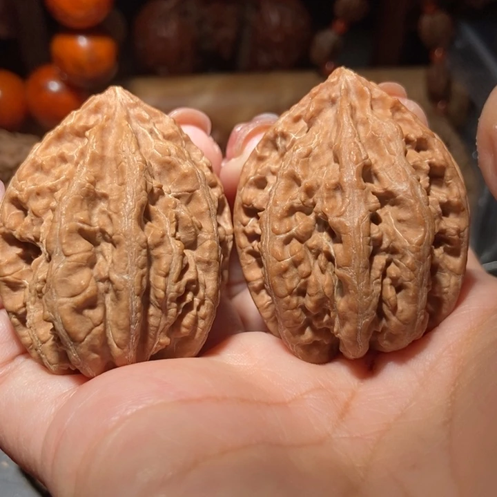 把件文玩核桃东北楸子小雪64