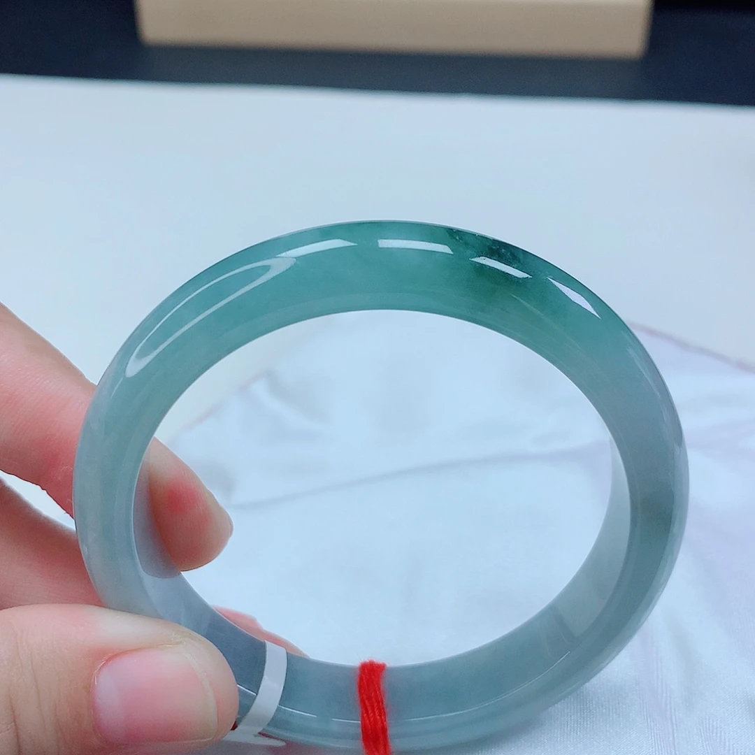 果***儿翡翠未镶嵌手镯58圈口