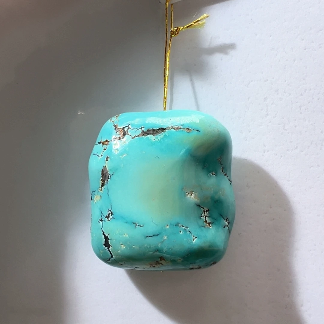 绿松石未镶嵌挂件