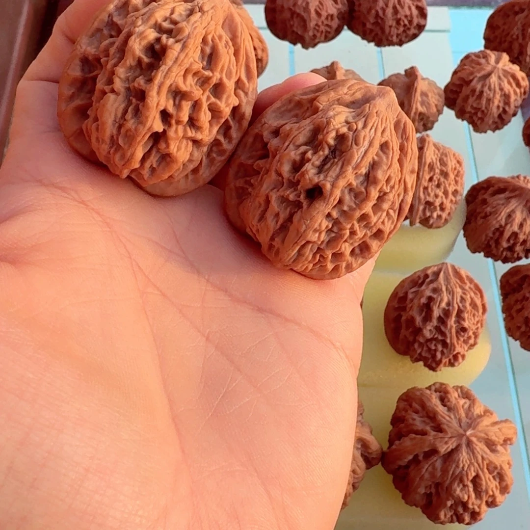 C***.核桃文玩核桃虎头40全品