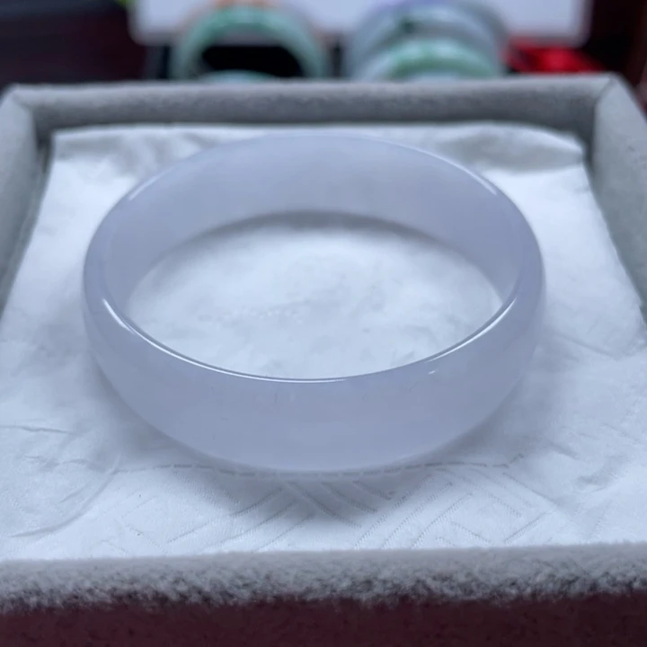 翡翠未镶嵌手镯手镯