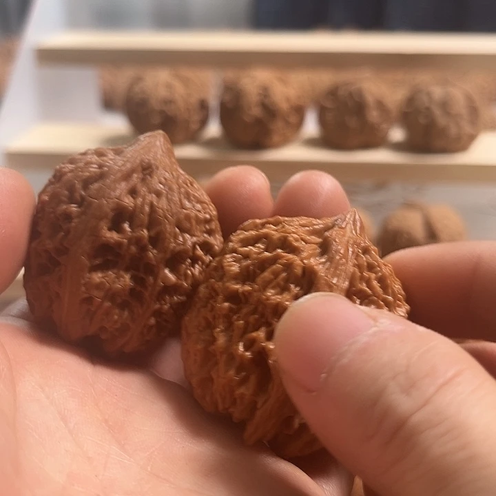 二***️文玩核桃把件核桃