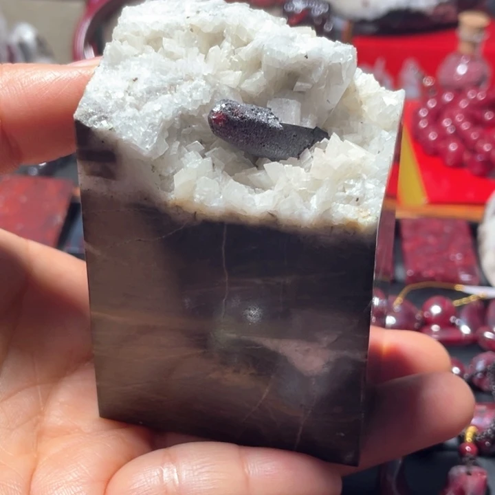 天然辰砂印章原石晶体