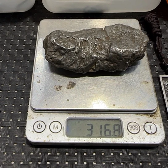 花岗石铁合金阿勒泰